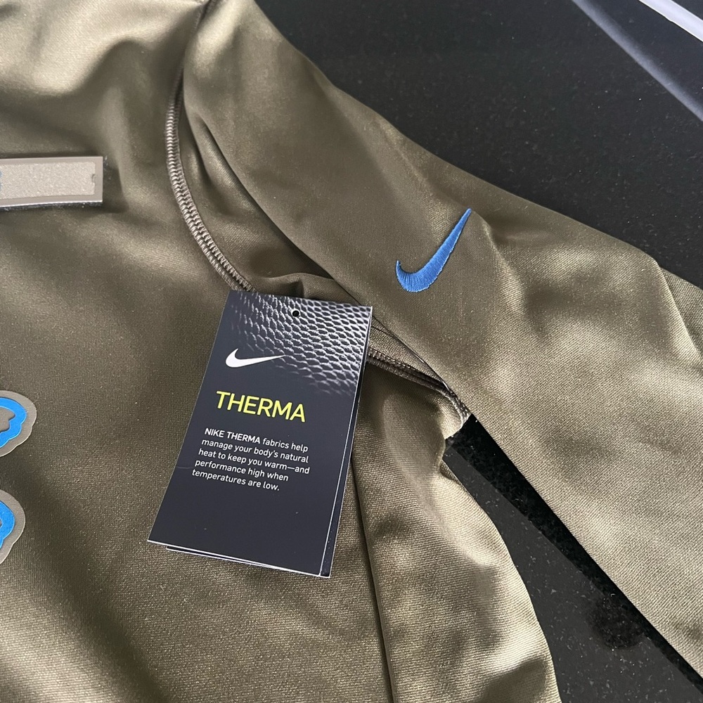 Nike Olive Green Women's Sweater - Picture 4 of 9